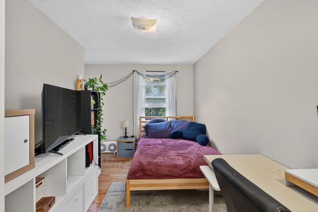 10 Fairway Dr, Groton, MA 01450