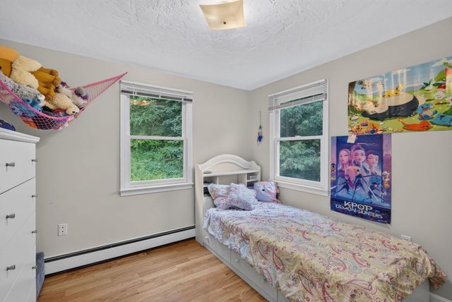10 Fairway Dr, Groton, MA 01450