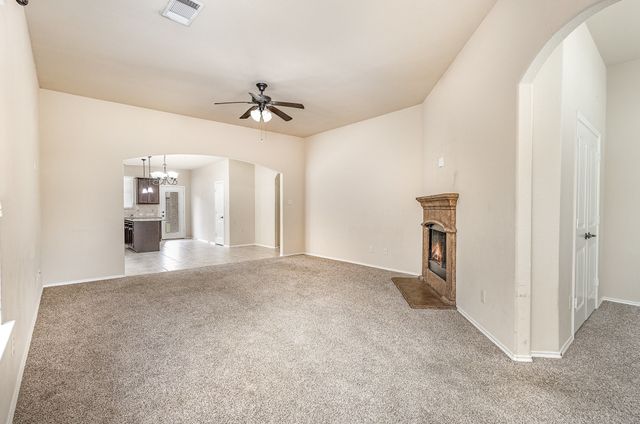 208 Whitman Drive, Mckinney, TX 75072