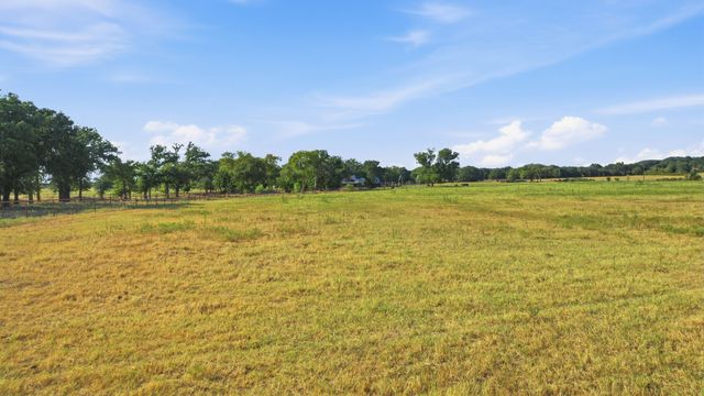 2701 Neri Road, Granbury, TX 76048