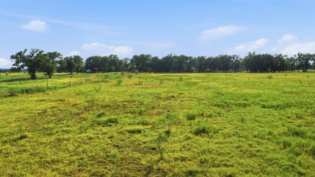 2701 Neri Road, Granbury, TX 76048