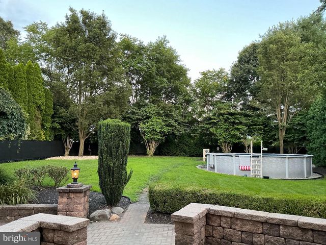 11 MORAY LN, Sewell, NJ 08080