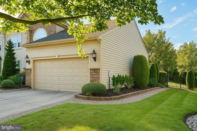 11 MORAY LN, Sewell, NJ 08080