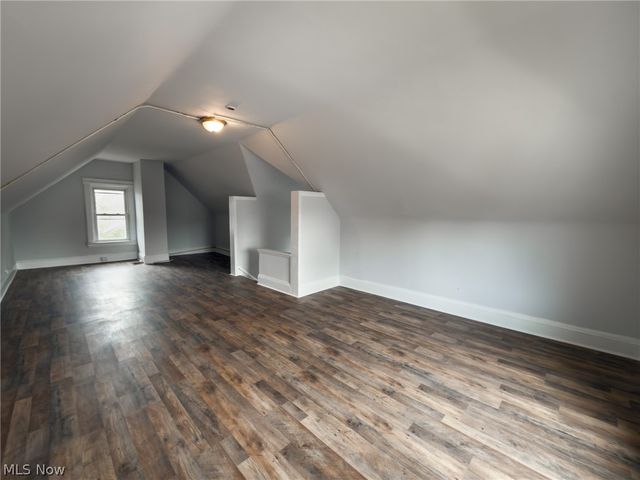 9409 Empire Avenue, Cleveland, OH 44108