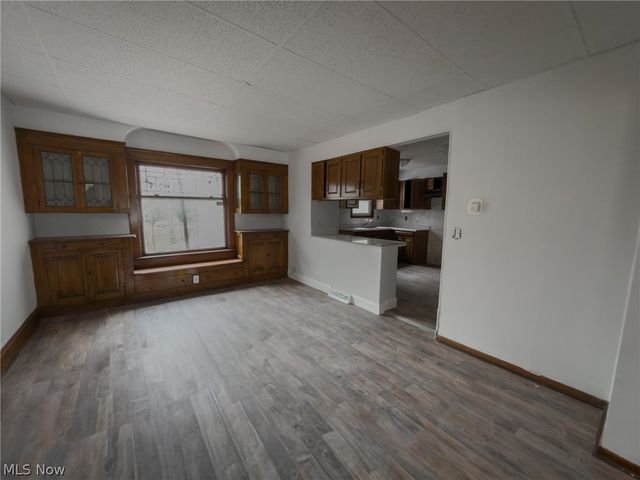 9409 Empire Avenue, Cleveland, OH 44108