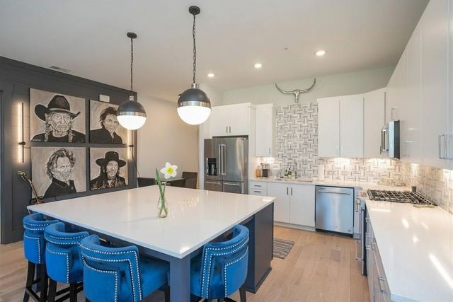 119 Acklen Park Dr Apt 204, Nashville, TN 37203