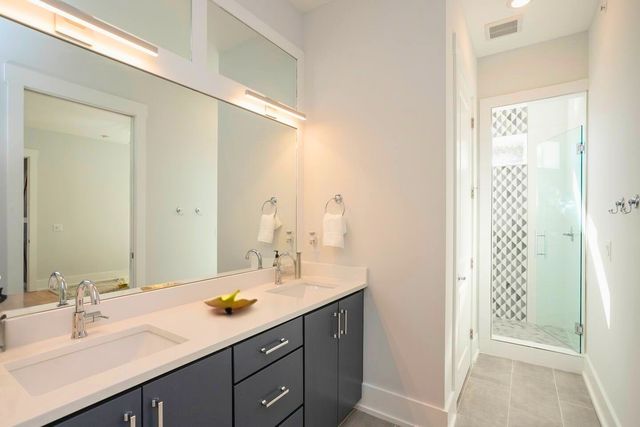 119 Acklen Park Dr Apt 204, Nashville, TN 37203