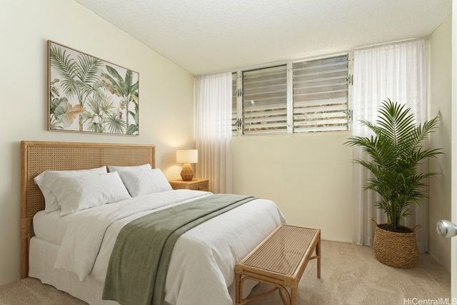 1036 Green Street 109, Honolulu, HI 96822