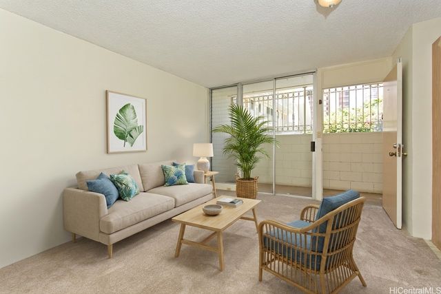 1036 Green Street 109, Honolulu, HI 96822
