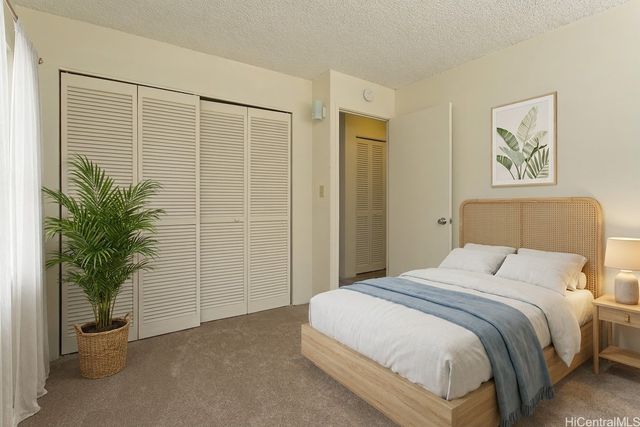 1036 Green Street 109, Honolulu, HI 96822