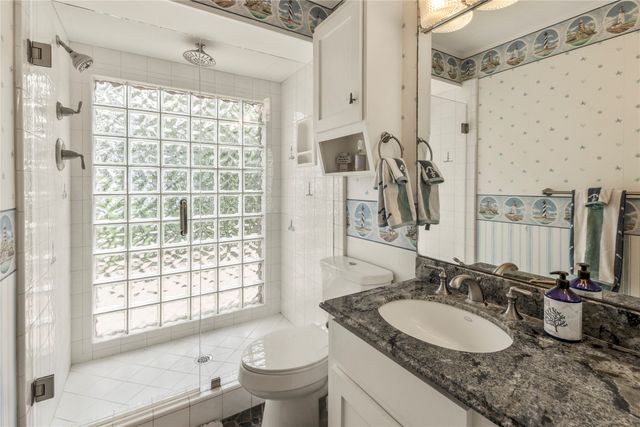 553 Arrowwood Beach Road, Trinidad, TX 75163