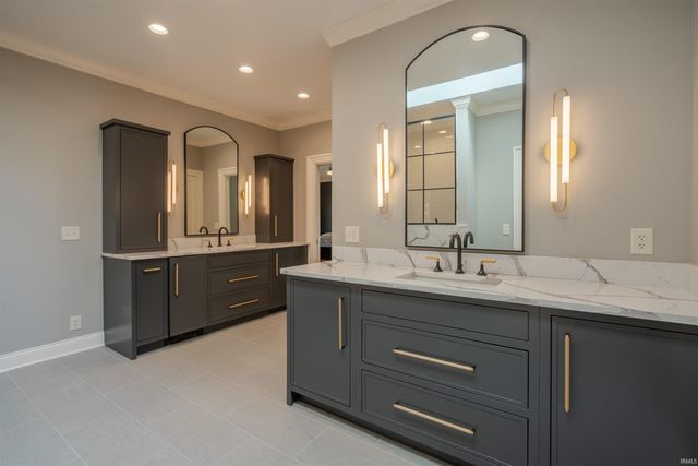 620 Winterwood Drive, Evansville, IN 47715