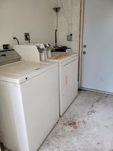 2227 Monroe Street 2, Hollywood, FL 33020