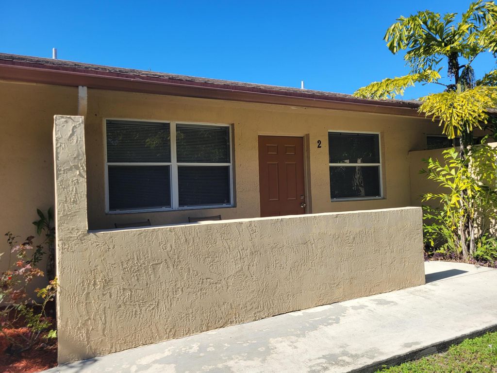 2227 Monroe Street 2, Hollywood, FL 33020