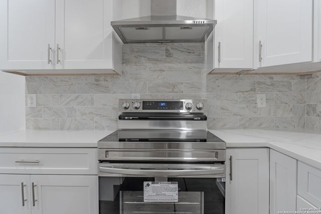 911 Fair, San Antonio, TX 78223