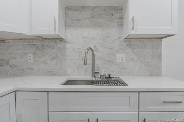 911 Fair, San Antonio, TX 78223