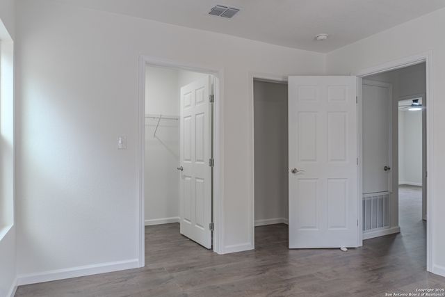 911 Fair, San Antonio, TX 78223