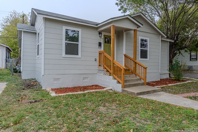 911 Fair, San Antonio, TX 78223