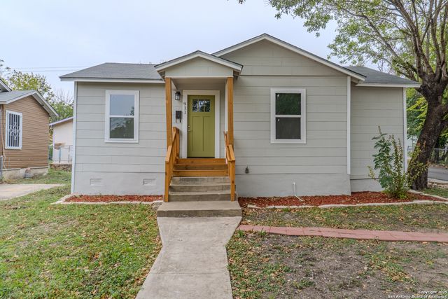 911 Fair, San Antonio, TX 78223