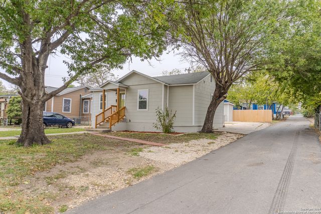 911 Fair, San Antonio, TX 78223