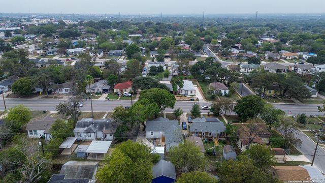 911 Fair, San Antonio, TX 78223