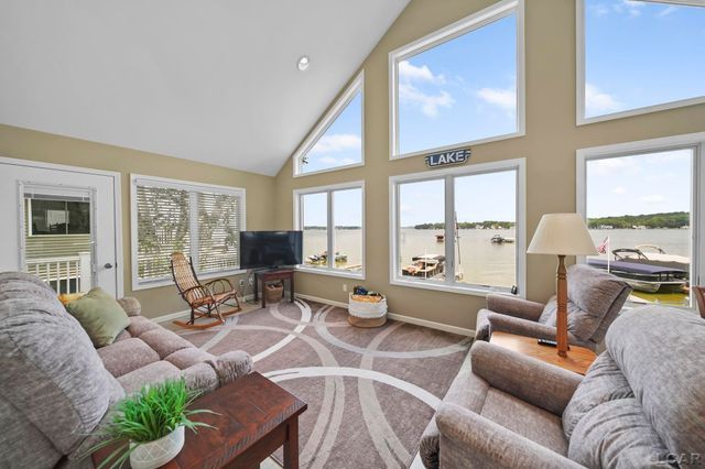 2892 Round Lake Highway, Rollin Twp, MI 49253