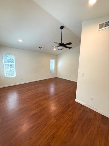 5233 Buena Vista Ave, Fair Oaks, CA 95628