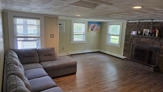 28 Fortier, Somerset, MA 02725
