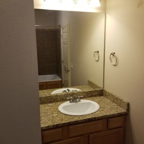 568 N Longfellow Lane, Fayetteville, AR 72704