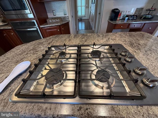 1124 SARAZEN WAY, York, PA 17404