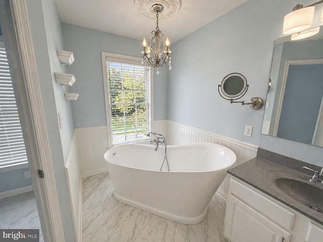 1124 SARAZEN WAY, York, PA 17404