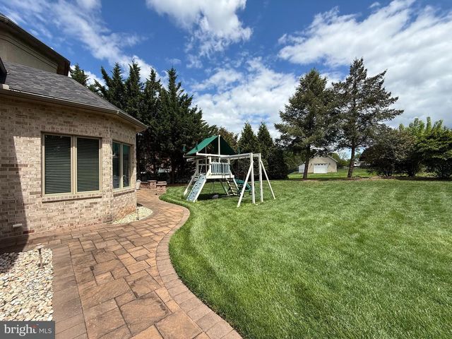 1124 SARAZEN WAY, York, PA 17404