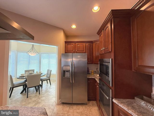 1124 SARAZEN WAY, York, PA 17404