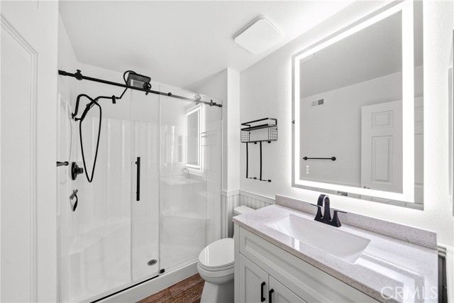 2101 Skylark Circle, Corona, CA 92882