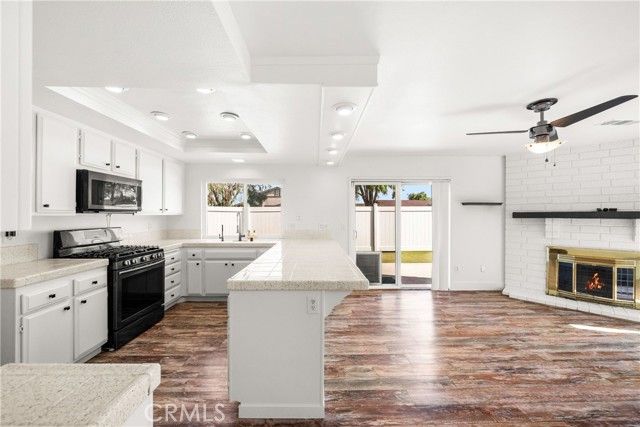 2101 Skylark Circle, Corona, CA 92882