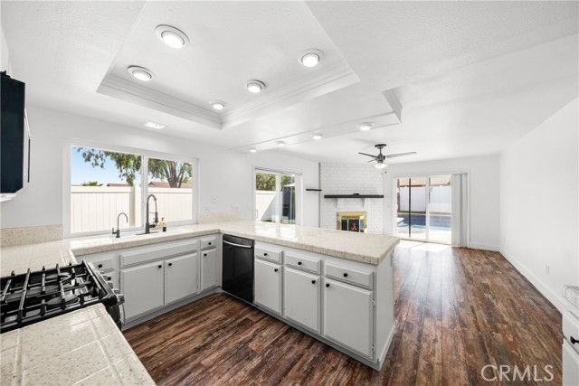 2101 Skylark Circle, Corona, CA 92882