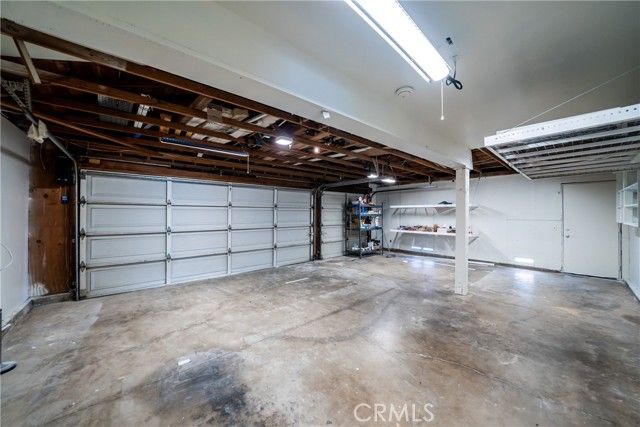 2101 Skylark Circle, Corona, CA 92882