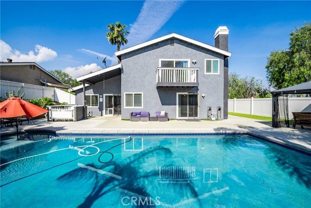 2101 Skylark Circle, Corona, CA 92882