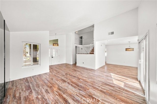 2101 Skylark Circle, Corona, CA 92882