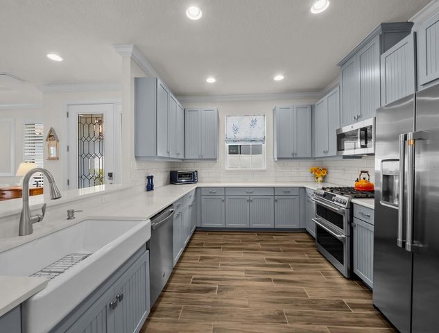 5444 LAMPIASI STREET, Sarasota, FL 34238