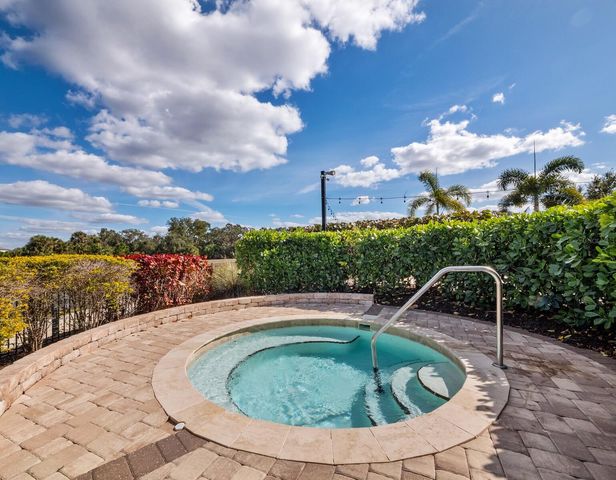 5444 LAMPIASI STREET, Sarasota, FL 34238