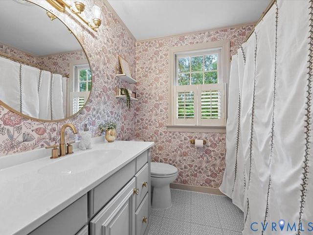 11821 Rothbury Dr, North Chesterfield, VA 23236