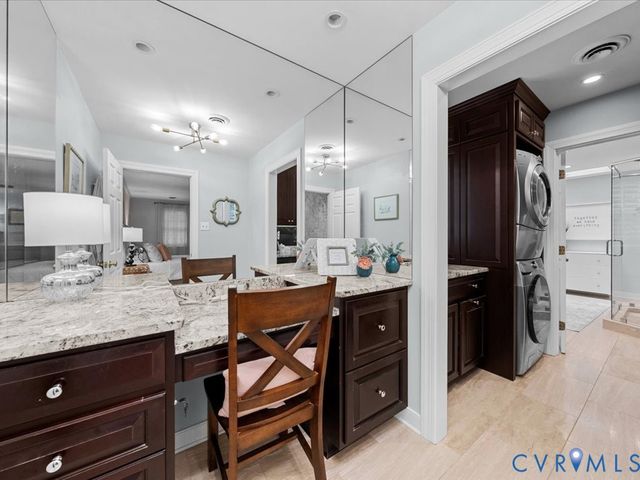 11821 Rothbury Dr, North Chesterfield, VA 23236