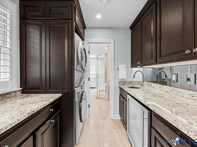 11821 Rothbury Dr, North Chesterfield, VA 23236