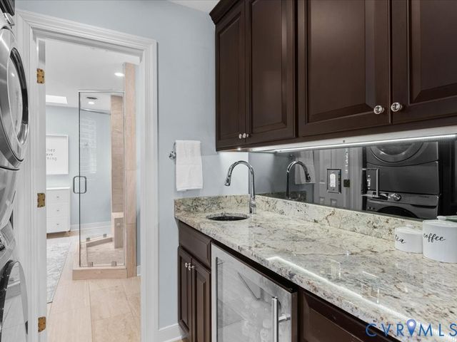 11821 Rothbury Dr, North Chesterfield, VA 23236
