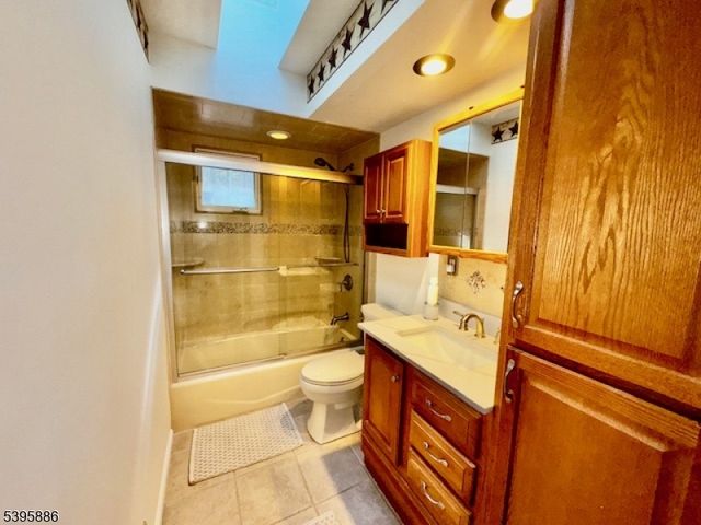 36 Deer Path Dr, Mount Olive Twp., NJ 07836