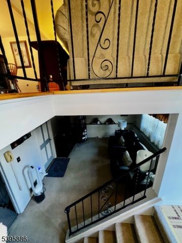 36 Deer Path Dr, Mount Olive Twp., NJ 07836