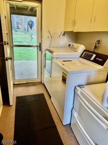 36 Deer Path Dr, Mount Olive Twp., NJ 07836