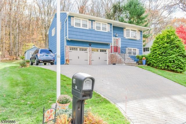 36 Deer Path Dr, Mount Olive Twp., NJ 07836