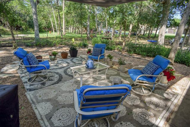 128 Moku Manu DR, Bastrop, TX 78602